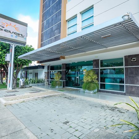 Hotel Seven มอนเตริอา ภายนอก รูปภาพ