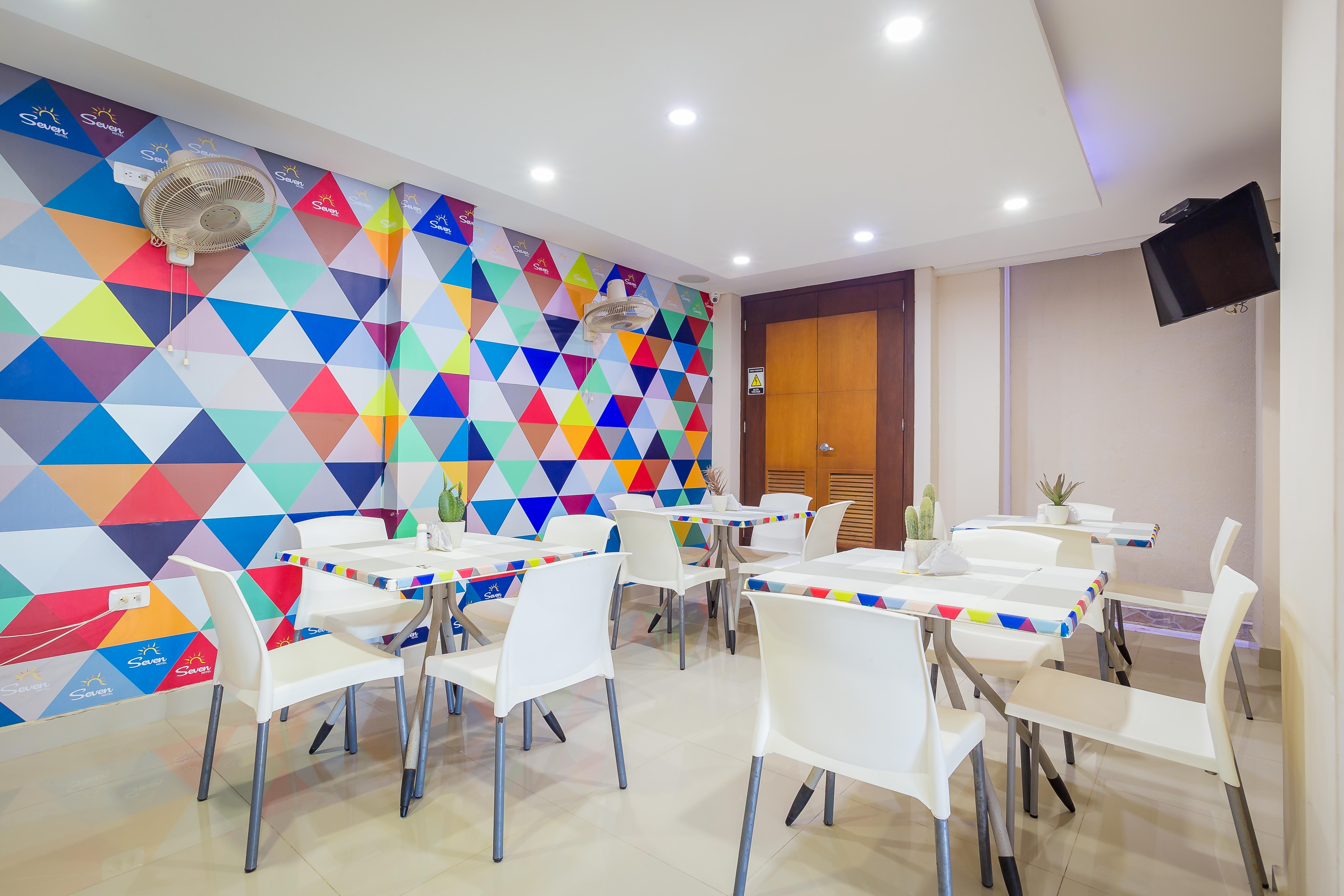 Hotel Seven มอนเตริอา ภายนอก รูปภาพ