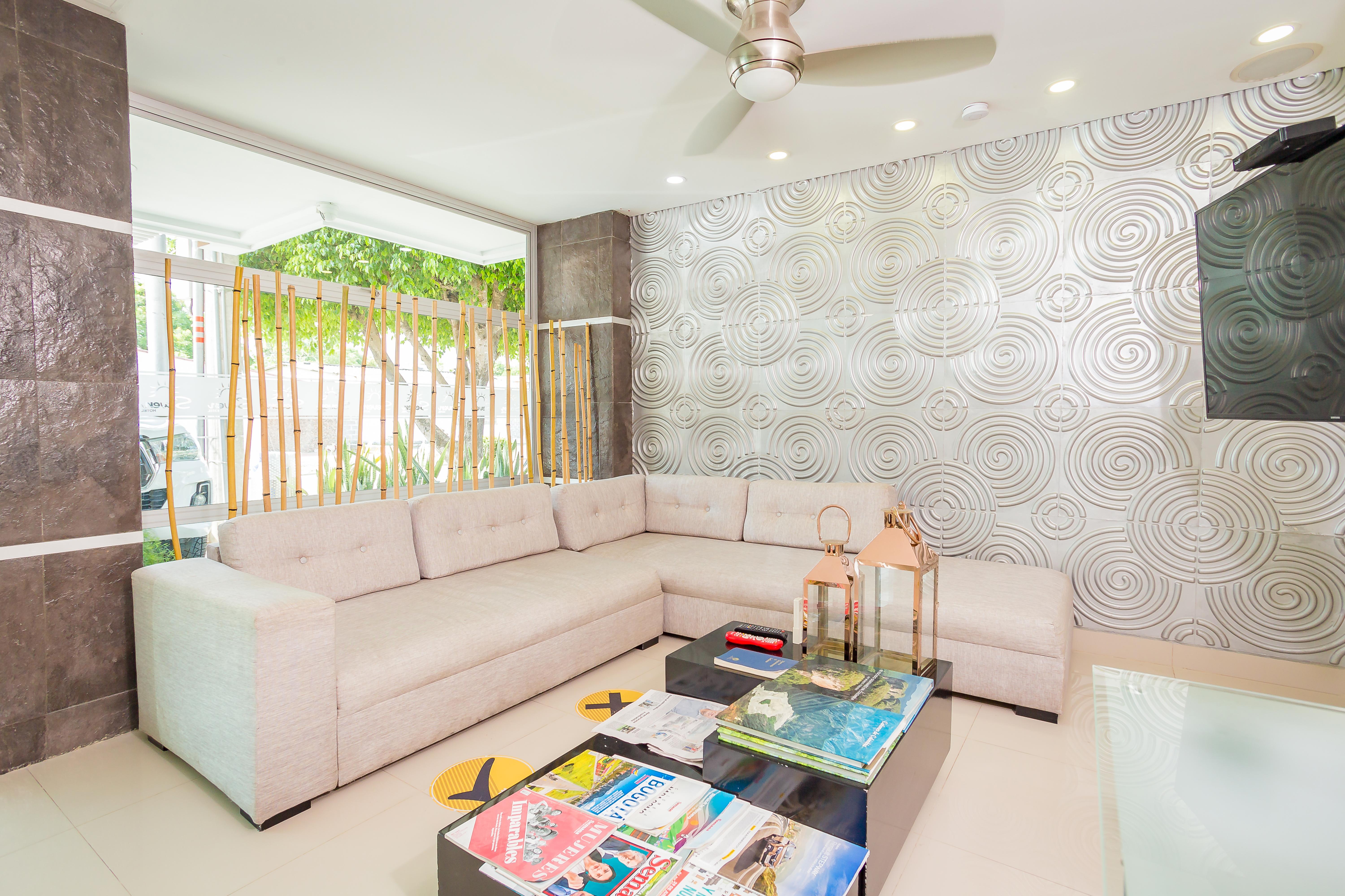 Hotel Seven มอนเตริอา ภายนอก รูปภาพ
