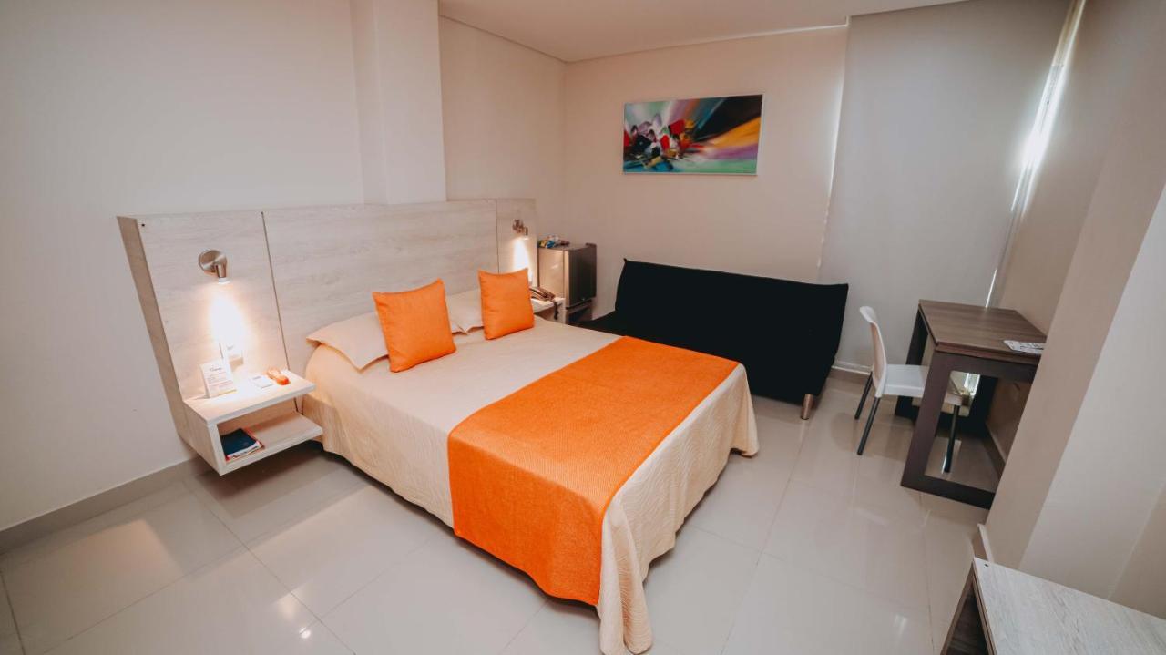 Hotel Seven มอนเตริอา ภายนอก รูปภาพ