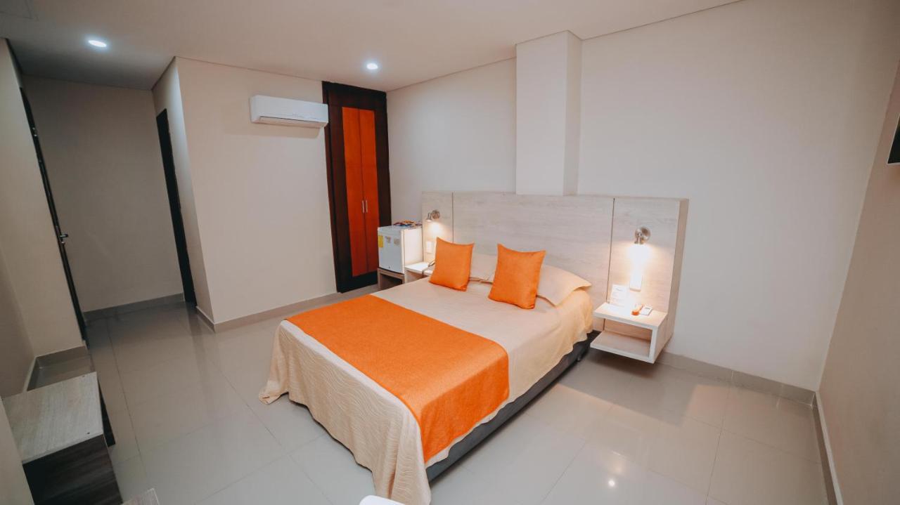Hotel Seven มอนเตริอา ภายนอก รูปภาพ