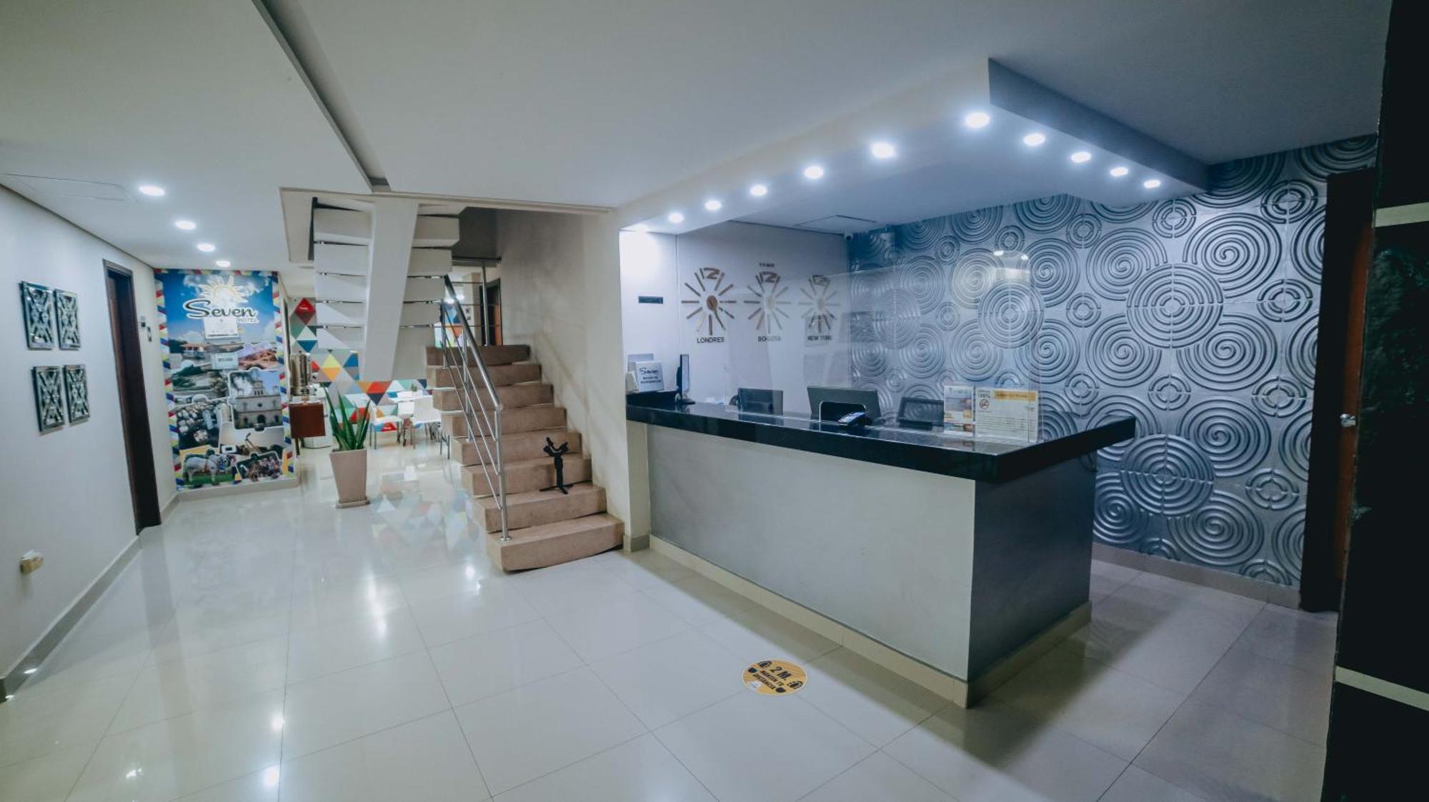 Hotel Seven มอนเตริอา ภายนอก รูปภาพ