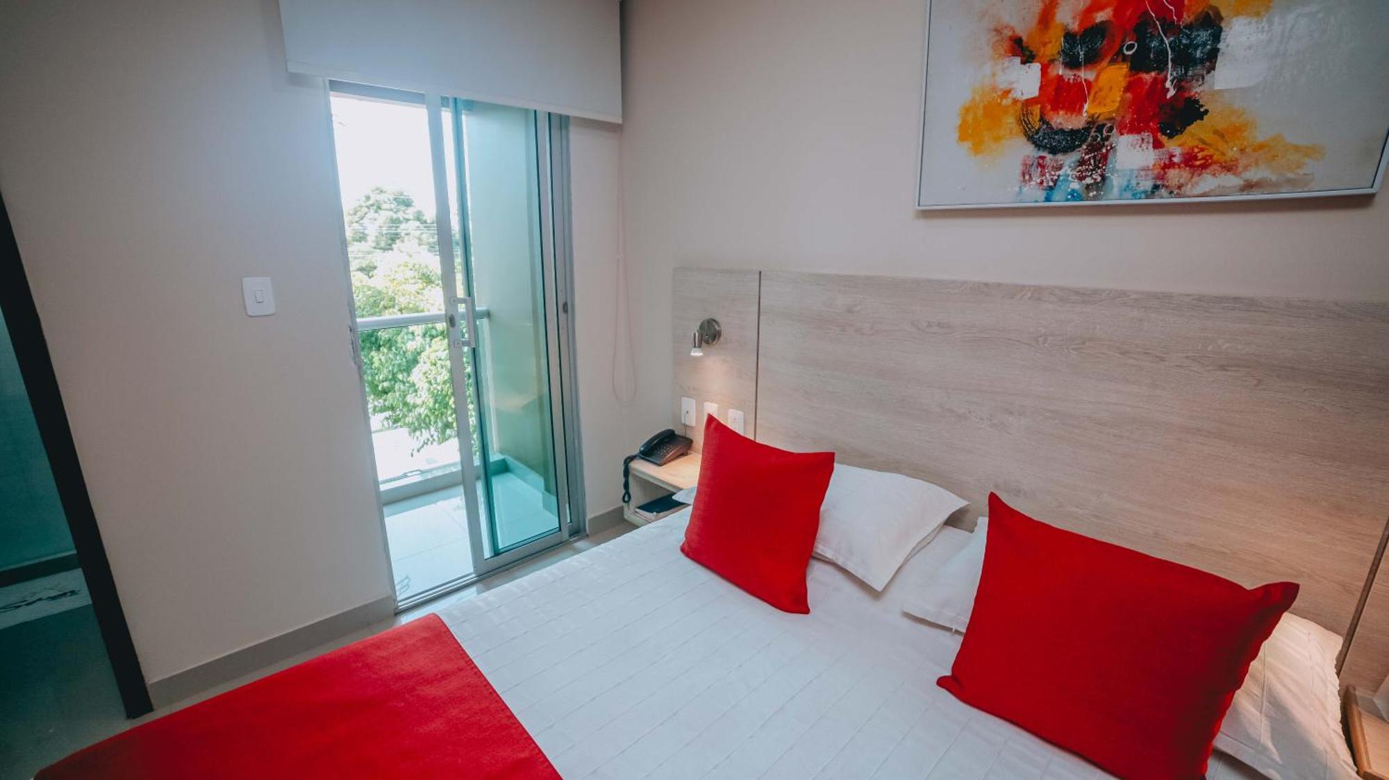 Hotel Seven มอนเตริอา ภายนอก รูปภาพ